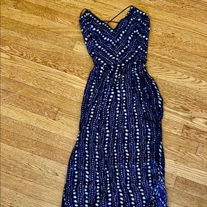 Backless maxi dress